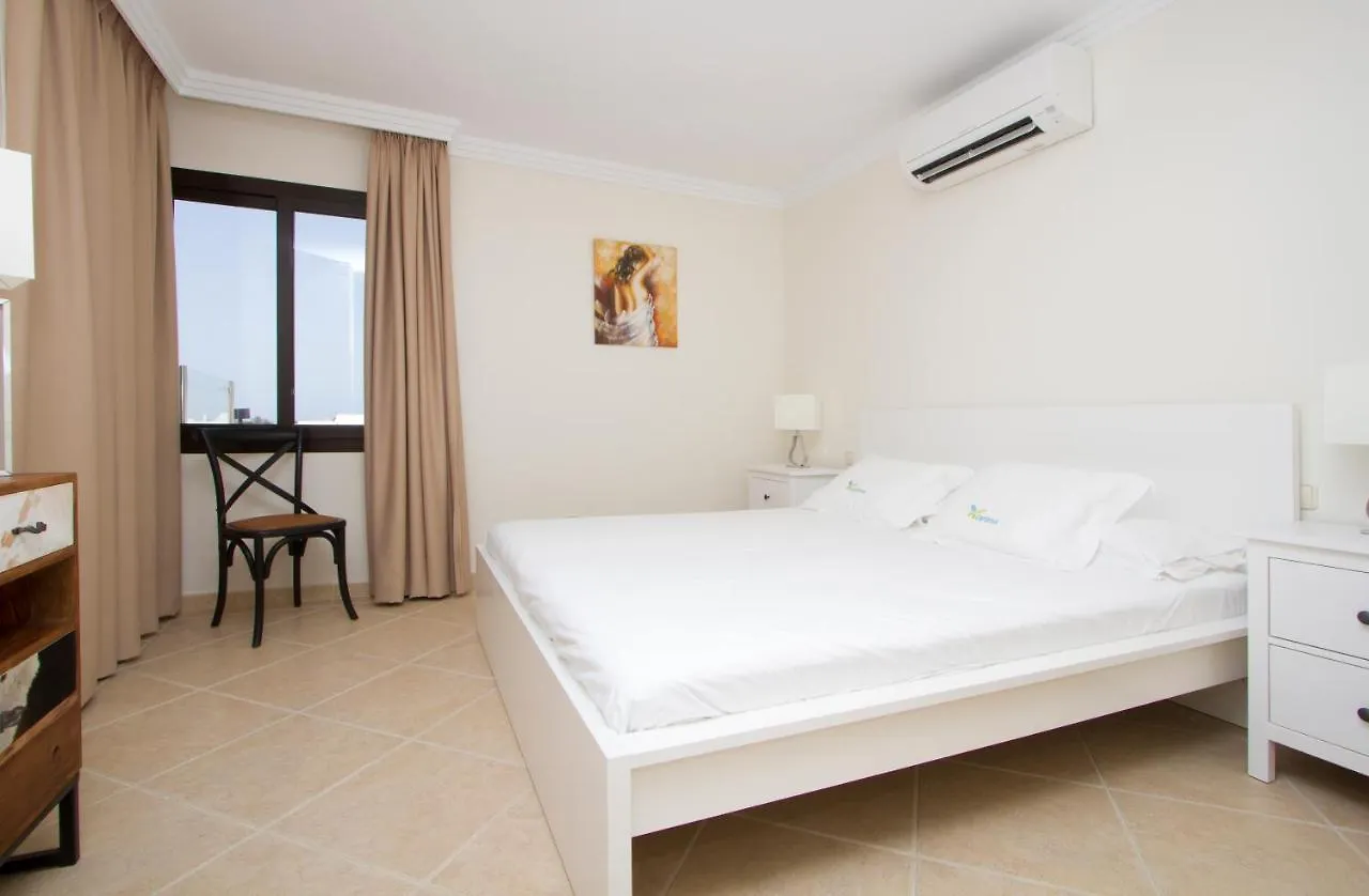 Luxury Villa Near Beach 1Km Swimming Pool Tennis Court Great For All Ages Playa Blanca