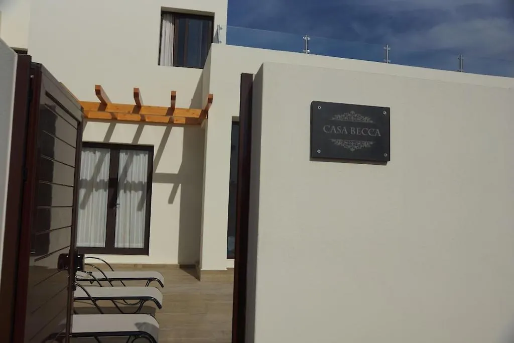 Luxury Villa Near Beach 1Km Swimming Pool Tennis Court Great For All Ages Playa Blanca  Spain