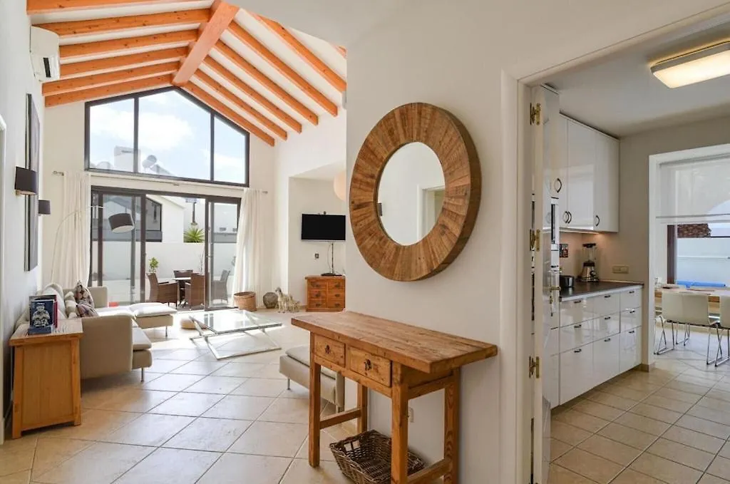 Luxury Villa Near Beach 1Km Swimming Pool Tennis Court Great For All Ages Playa Blanca  0*, Playa Blanca (Lanzarote) Spain